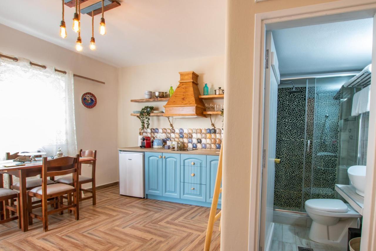 קרפאטוס Gorgona Blue Apartments מראה חיצוני תמונה